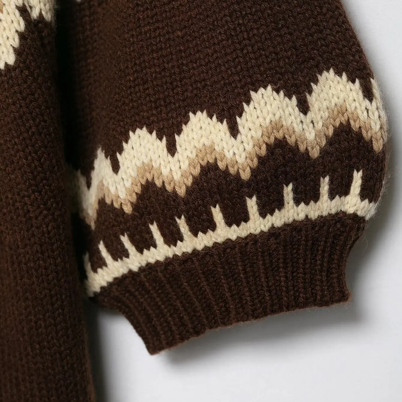 JNLEAOG Faionable Knitted ort Sve Sweater with Embroidery Design for Women Autumn New Sle Loose Fit Polyester Fiber