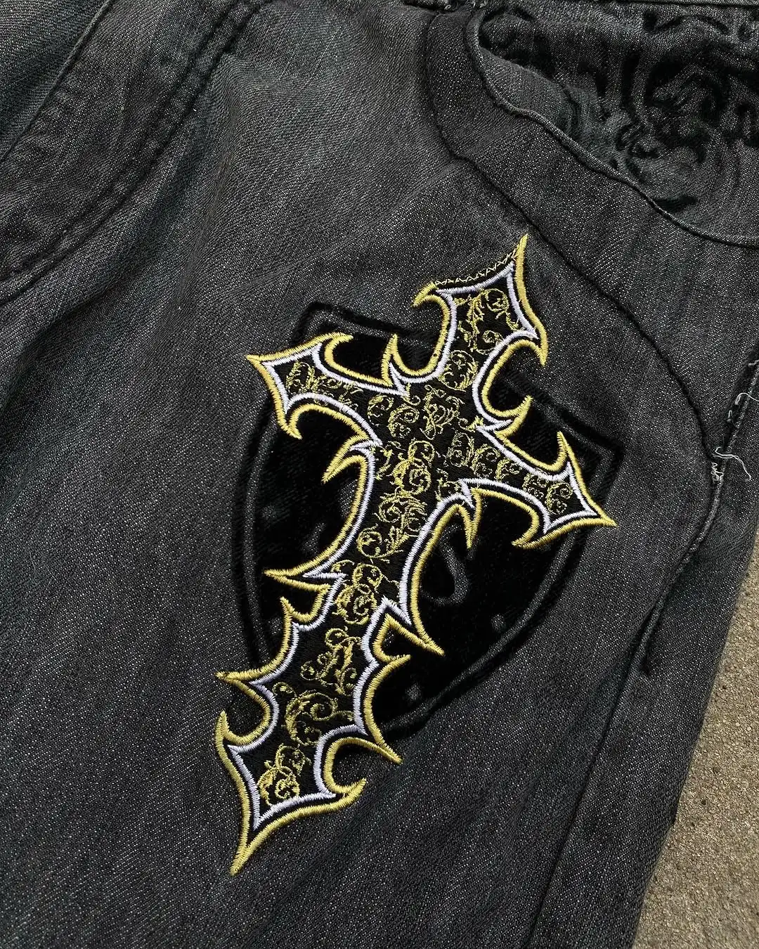 Harajuku stijl Nieuwe Hip Hop Gothic Geborduurde Rechte Jeans Mannen Streetwear Casual Oversized Dweilen Wijde pijpen Broek Paar Jeans