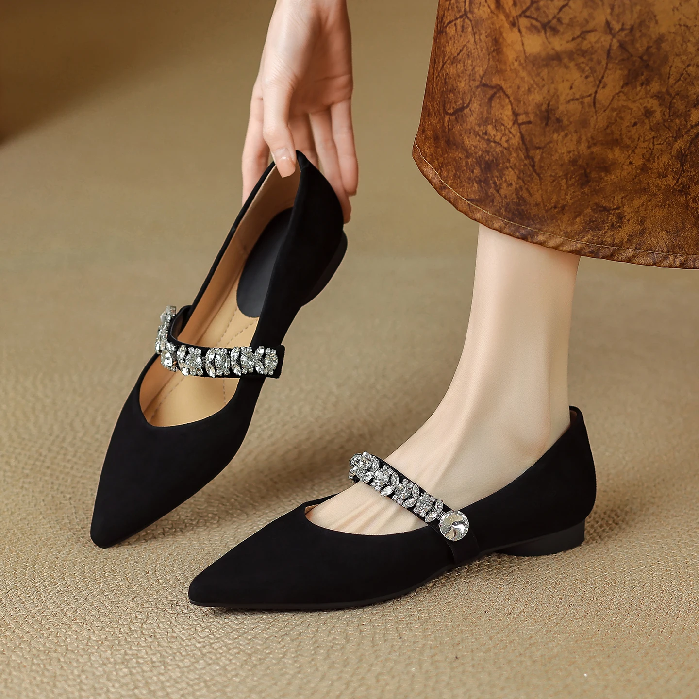 

Genuine Leather Mary Jane Flats Women Pointed Toe Rhinestone Buckle Ankle Strap Shallow Versatile Shoes