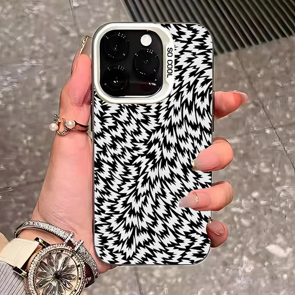 

Luxury Line Pattern Phone Case For IPhone 17 Pro Max 16 Pro Max 15 14 13 11 12 Mini Xs X Xr 7 8 Plus Se Color Silver Cover