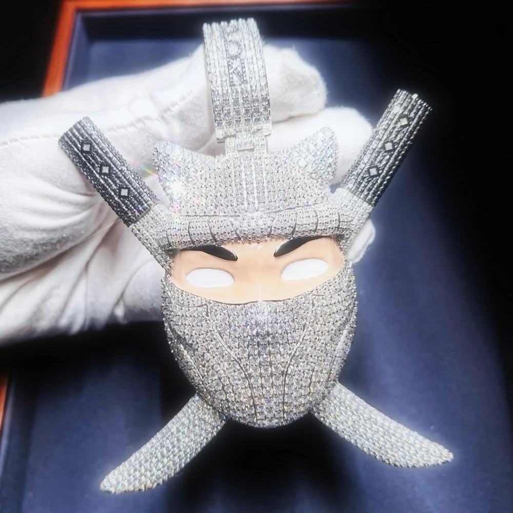 

ESKEEM Letter Colgante Ninja Edición Limitada Oro Blanco Муассанит ожерелье кулон стерлинговое серебро для мужчин ювелирные изделия