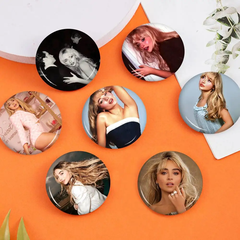 Fashion S-Sabrina Carpenter Creative Pins Funny Round Snap-in Brooch Badge Backpack Hat Accessories Jewelry Gifts for Friend
