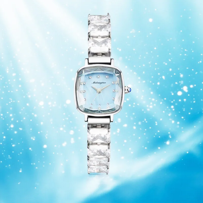 ساعة يد نسائية بسوار مكعب سكر صغير كريستالي شفاف بقرص صغير باللون الأرجواني ساعة نسائية فاخرة ذات جودة عالية