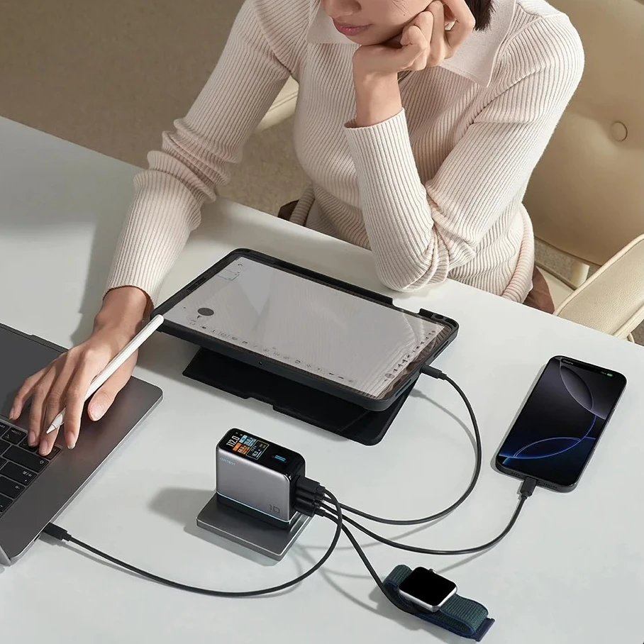 CUKTECH 10 GaN Super Charger Ultra 120W MAX 4 Ports USB-C Charger with 1.57 Inch Screen Display for Xiaomi Samsung IPhone Mac