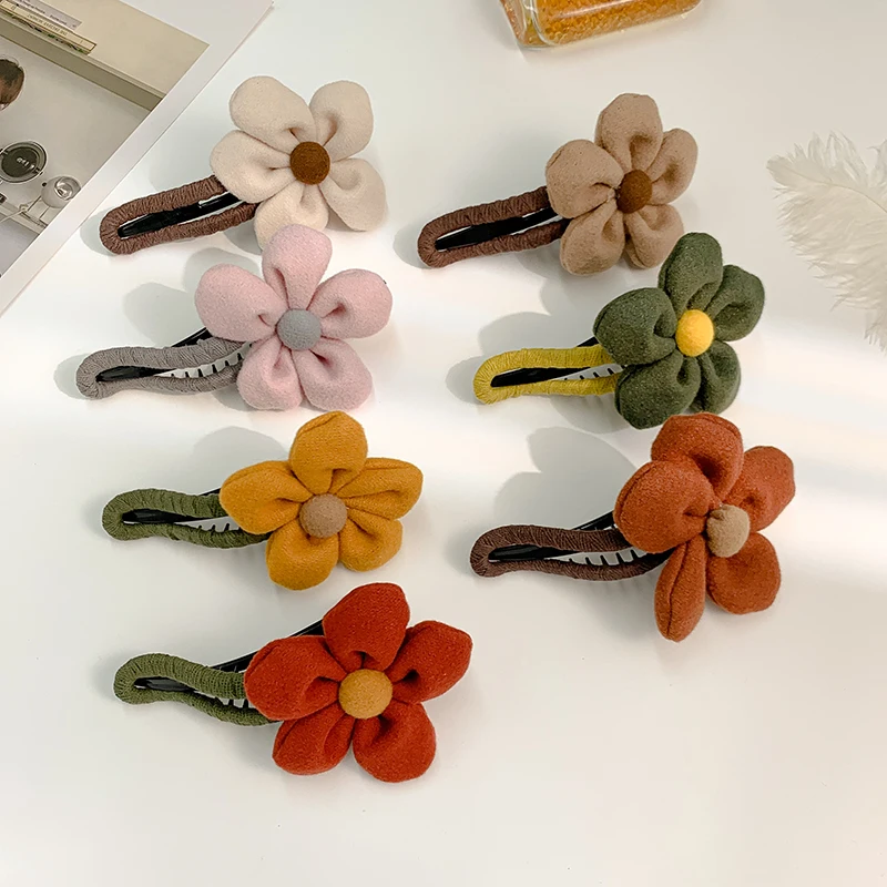 AISHG Large Plush Flower-shaped Hair Clips Women Back Head Tie Hair Hairpin Banana Duck-bill Clip Fashion Girls Hair Accessories