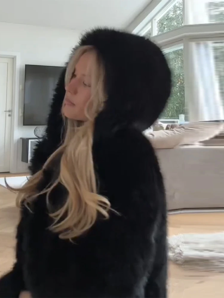 

2025 Winter Luxury Elegant Faux Fur Overcoat Women's Oversize Hooded Cropped Coat Loose Exquisite Party Warm Plush Streetwear