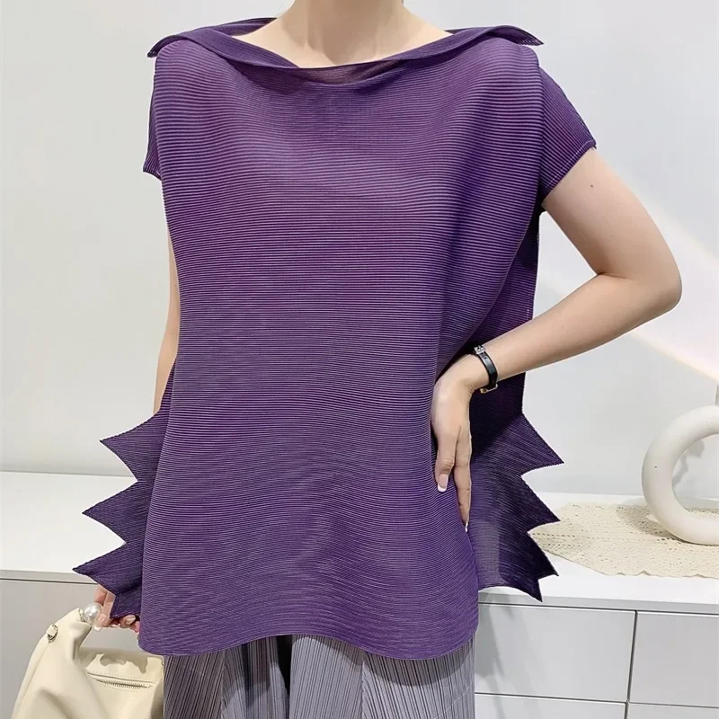 

2024 Summer Pleated Top Designer's Toothpick Irregular Pleated T-shirt with Sleeves Small and Comfortable Casual Short Sleeves