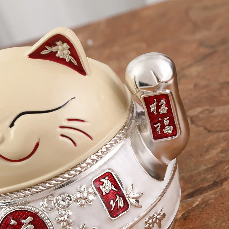 Cat Design Ashtray Zinc Alloy Ashtray Portable Metal Ashtray Anti-fly Cigarette Holder Retro Lucky Cat Home Desk Decoration