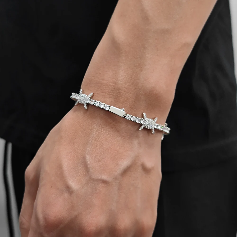 Wysokiej jakości hip-hopowa klamra sprężynowa Diamentowy łańcuszek tenisowy Biżuteria Iced Out Cyrkon Biały złoty łańcuszek tenisowy Naszyjnik dla dziewczynki