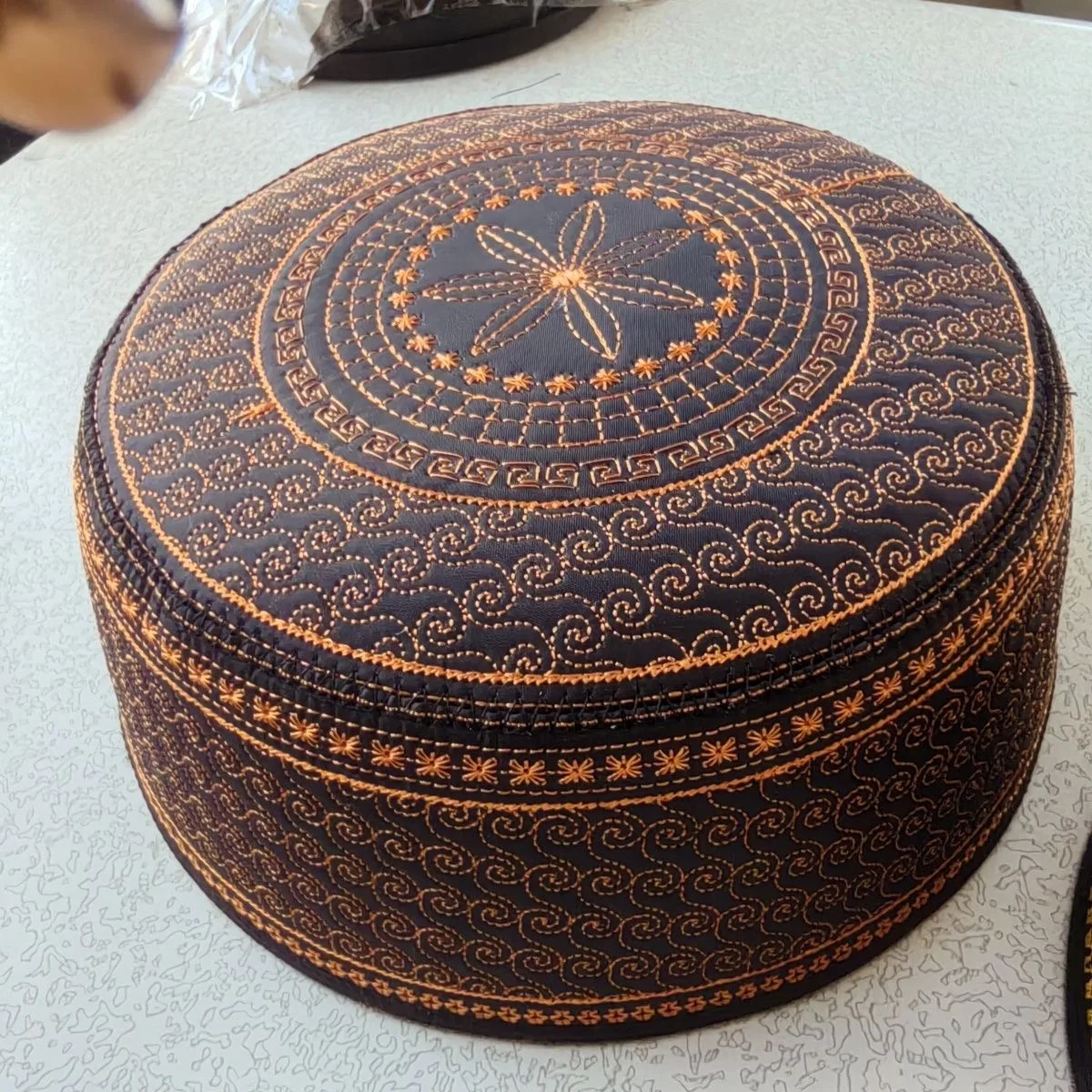 

Мусульманские головные уборы для мужчин: турецкие товары, исламские кепки, кипы, куфи, топи с вышивкой, черные мужские шапки для молитвы