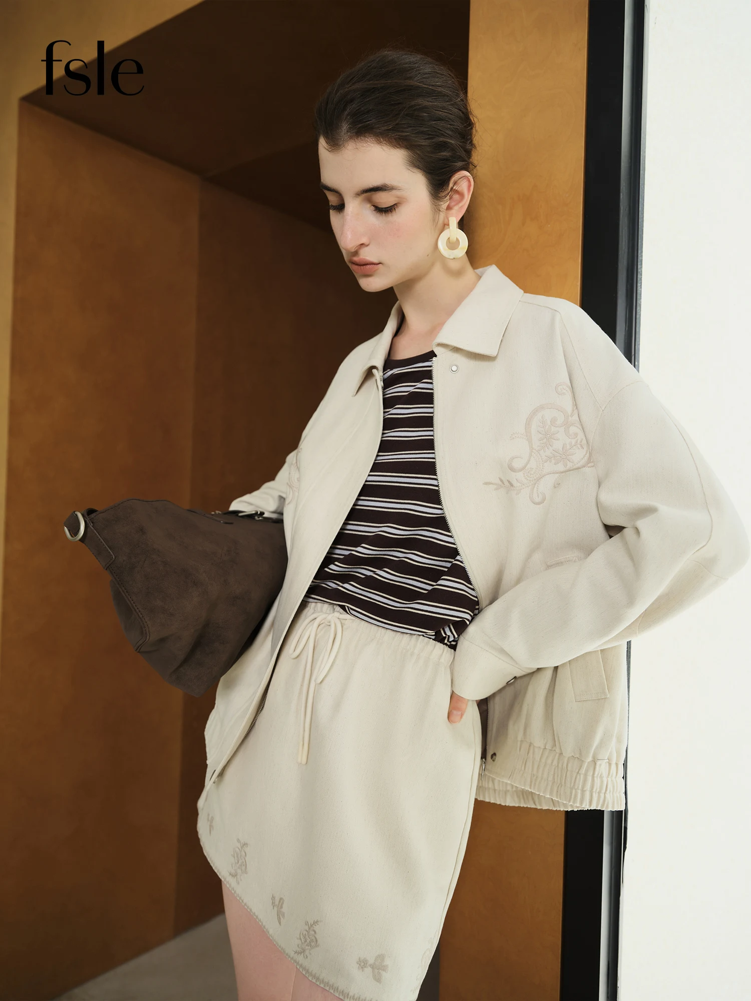 

FSLE【Premium Series】 Fashion Design Embroidered Jacket Short Coat 2025 Autumn New Style 25FE13005