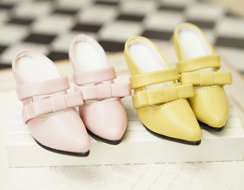 D09-P743 Kinder handgemachtes Spielzeug 1/3 SDGR Puppe BJD/SD Puppenschuhe gelb schwarz High Heels und Hausschuhe 1 Paar