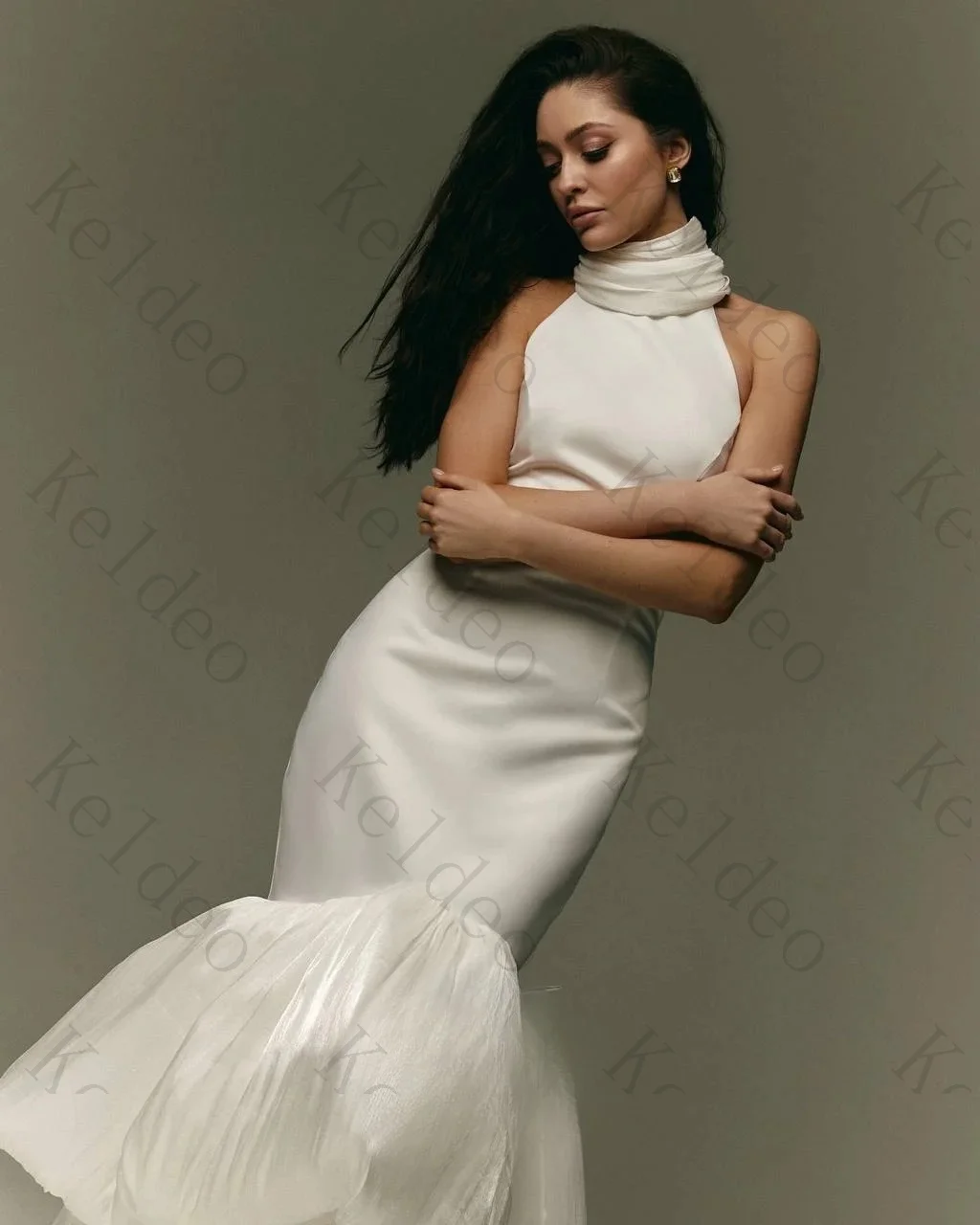 Customized High Quality Halter Sleeveless Mermaid Wedding Dresses Exquisite Ruched Bodice Ruffled Hem Ankle-Length Bridal Gowns
