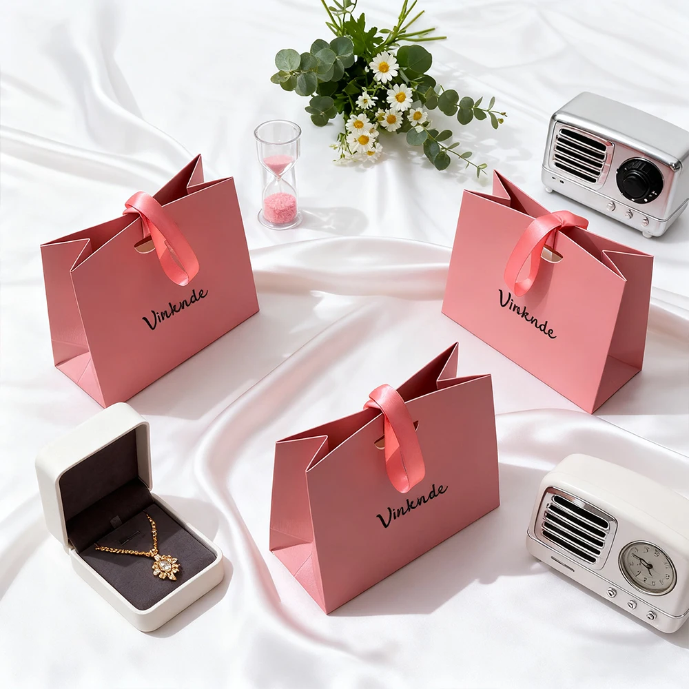 حقيبة تسوق ورقية صغيرة فاخرة لهدايا القهوة للمجوهرات شعار مطبوع مخصص مع مقبض شريطي أكياس تغليف السفر والزفاف #2