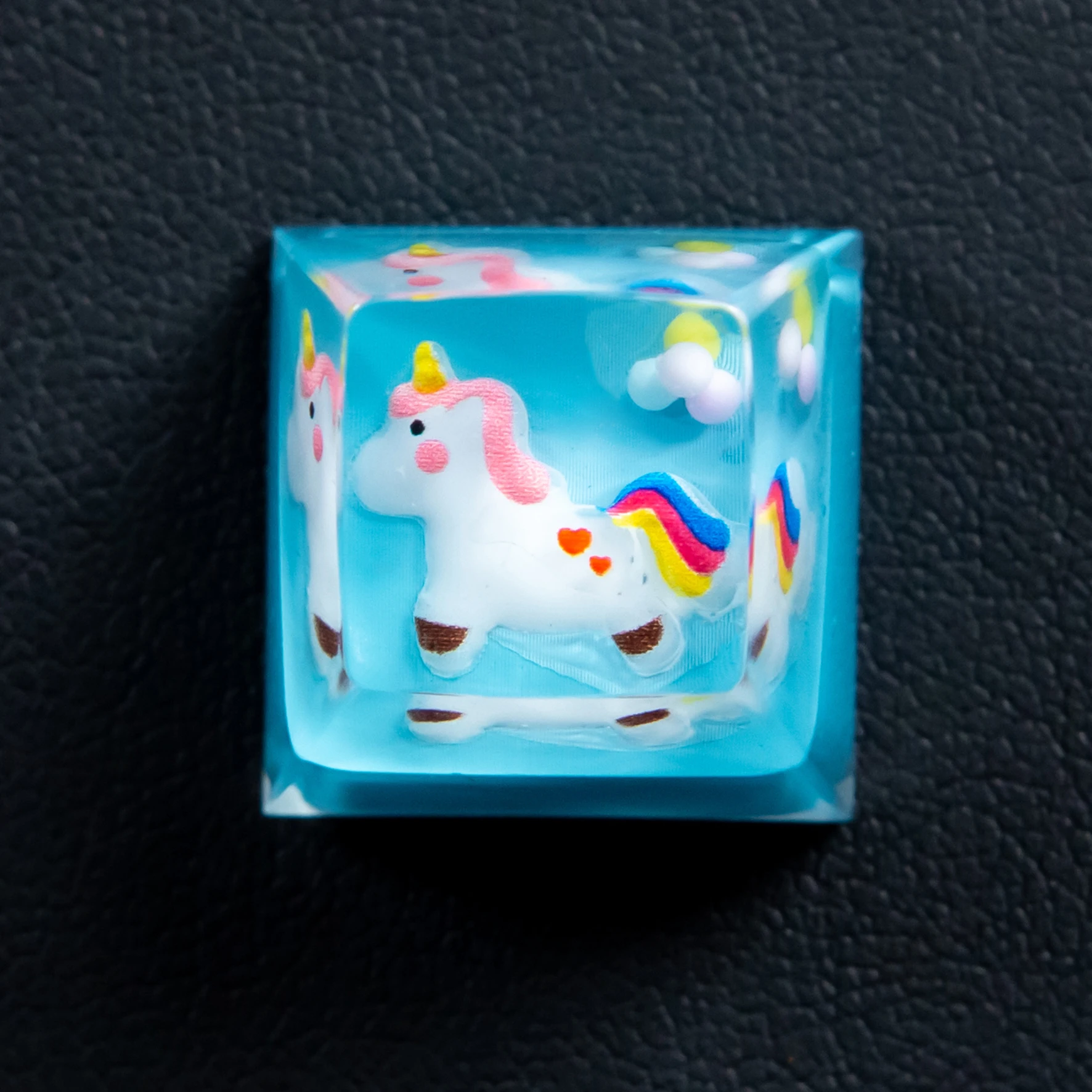 

1Pcs Epoxy Resin keycap Personalized Kawaii Cute Rainbow Horse Esc Key Caps girl gift For cherry shaft mechanical keyboard