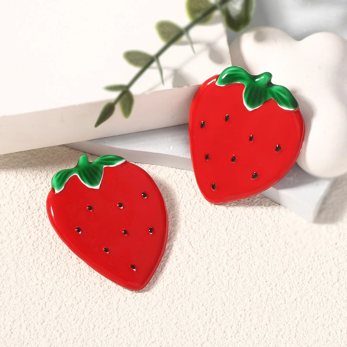 HUANQI Fashion Cool Fruit Drip Oil Cute Big Strawberry Metal Earrings for Women Girls Summer Countryside Vacation Jewelry