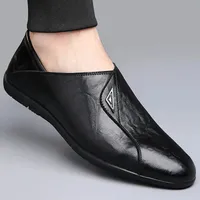Shoes for Men Leather Loafers Outdoor Bleathable Male Driving Shoes 2025 Summer Baotou Sandal Soft Casual Sneakers Beach Shoes