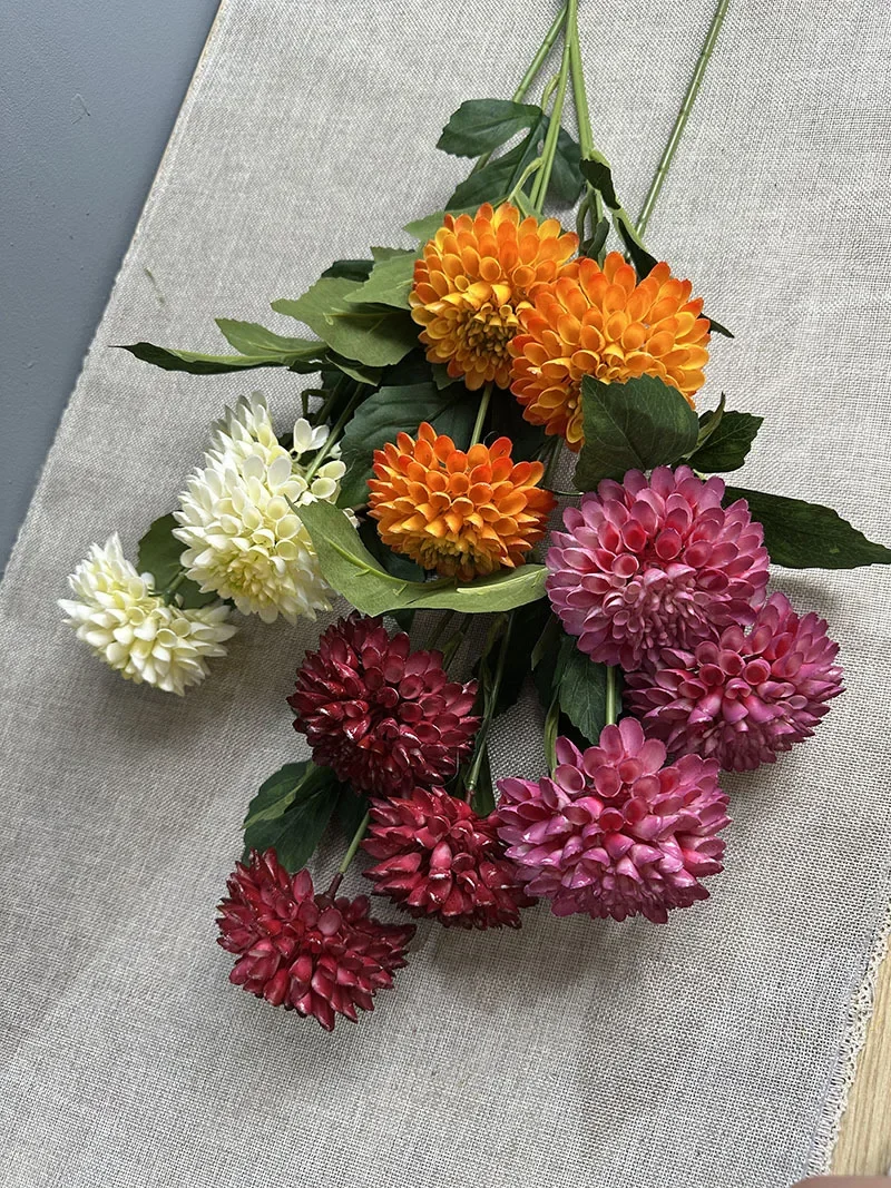 5 Stück Kunststoff-Orangenblumen, Simulierte 3-köpfige Dahlien, Künstliche Blumen, Deko-Pflanze für Einkaufszentren – Detail 20