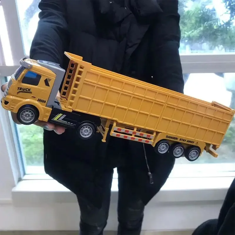 組み立てモデルダイキャストキッドモデル合金カーキャリアトラッククラシック車両プルバックカー男の子のおもちゃ新しい金属トラック