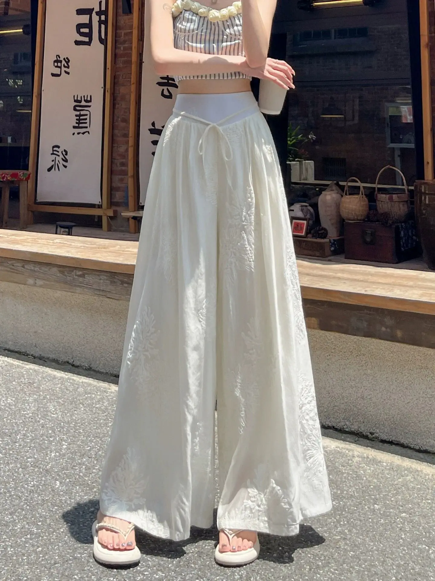 

White Embroidered 2026 Summer Trousers New Style Women's High Waist Elastic Slimming National Style Loose Strappy Culottes Pants