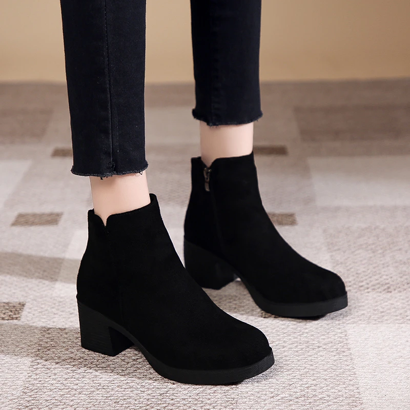 Neue Damen-Stiefeletten mit hohem Absatz, elegante runde Zehenpartie, modisch und vielseitig, warme Wintermode-Stiefel 2025 – Detail 7