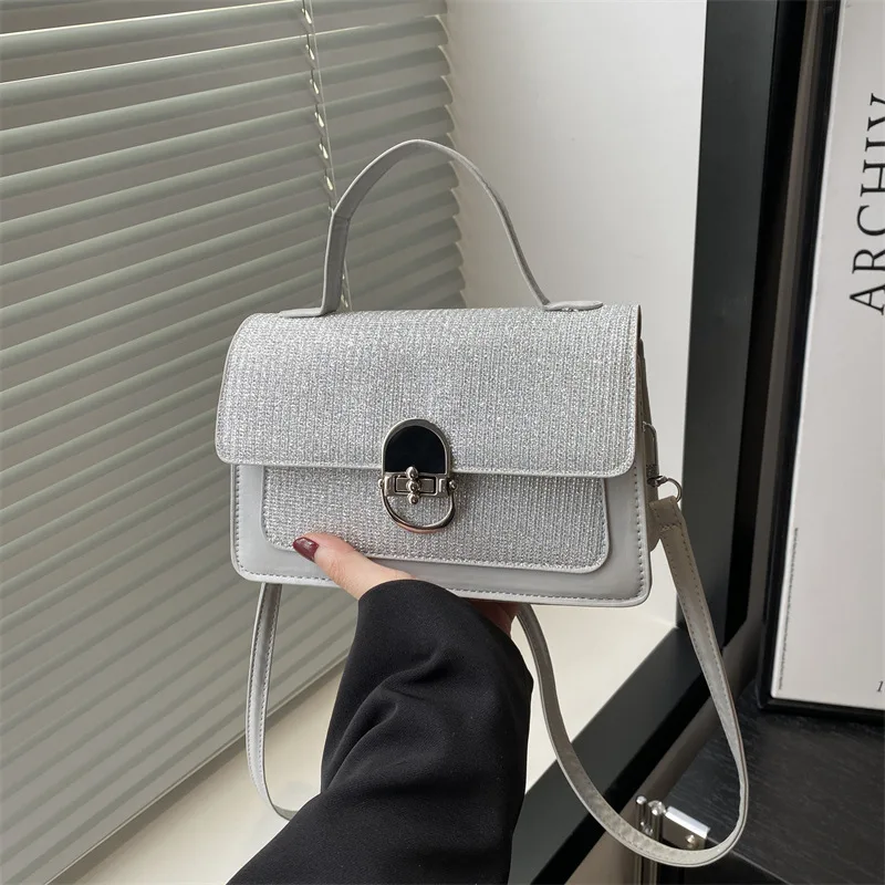 

2025 Trendy! Luxury Brand Women's Solid - Color Shoulder and Crossbody Bag with Lock - Style Decoration - High - End Feel,