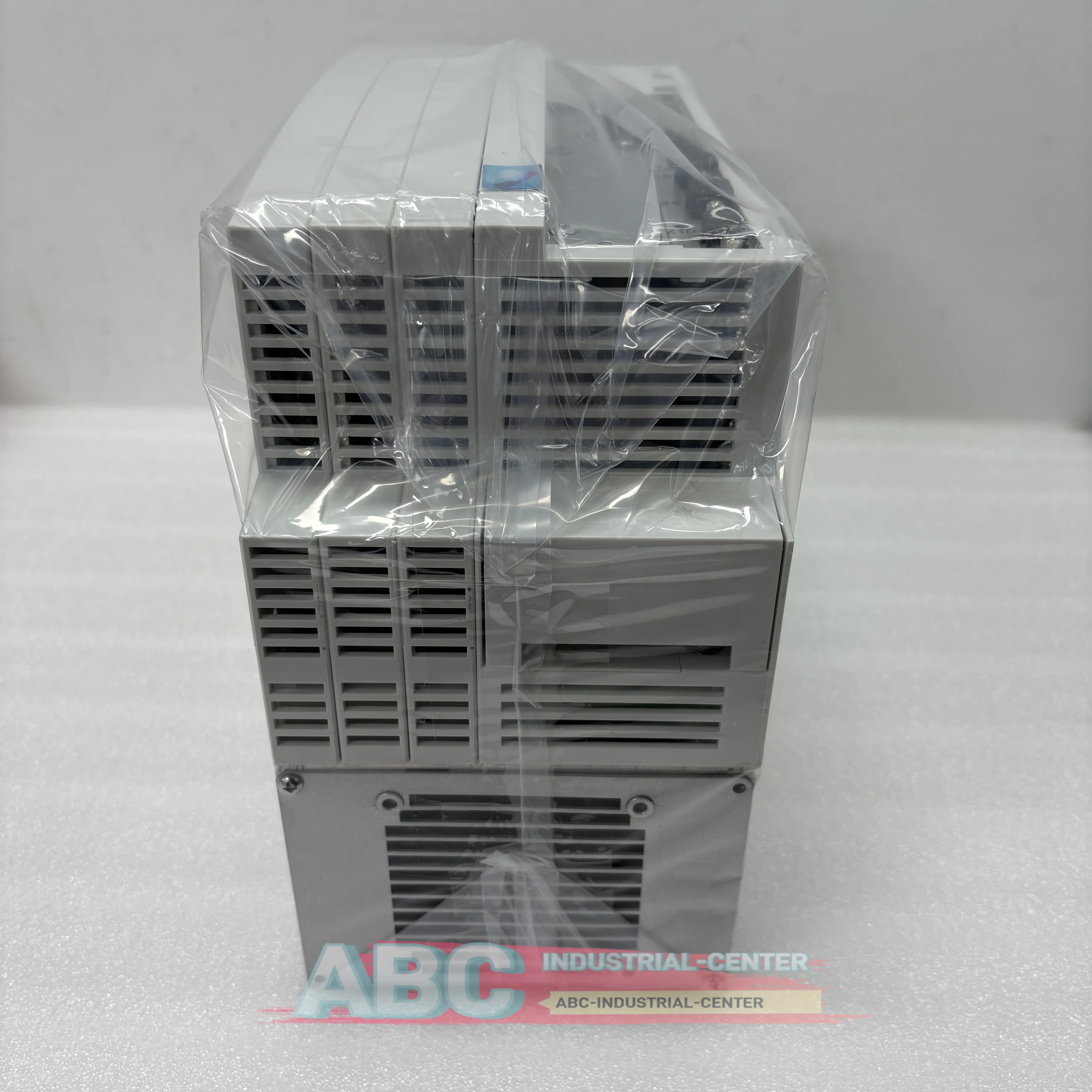 

Brand new EVS9326-ET EVS9326-EK EVS9326-EIV907 Frequency converter