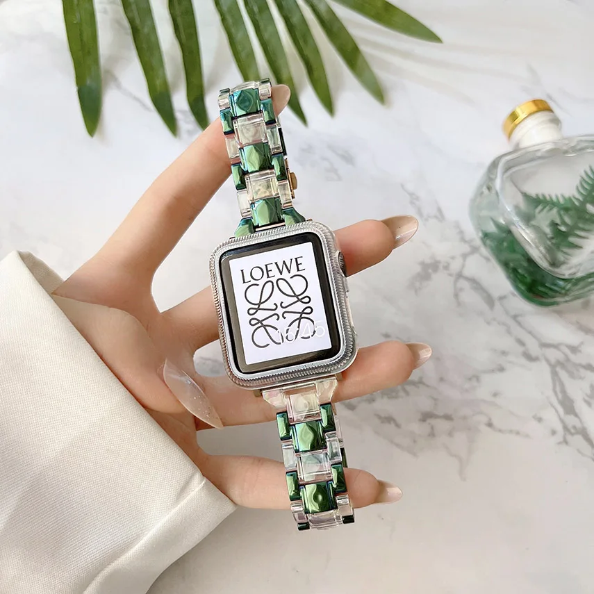 مناسبة لابل حزام ساعة اليد شفافة صغيرة الخصر iWatch7 لساعة أبل 8 مع قذيفة مزيج اللون السحري والمباراة