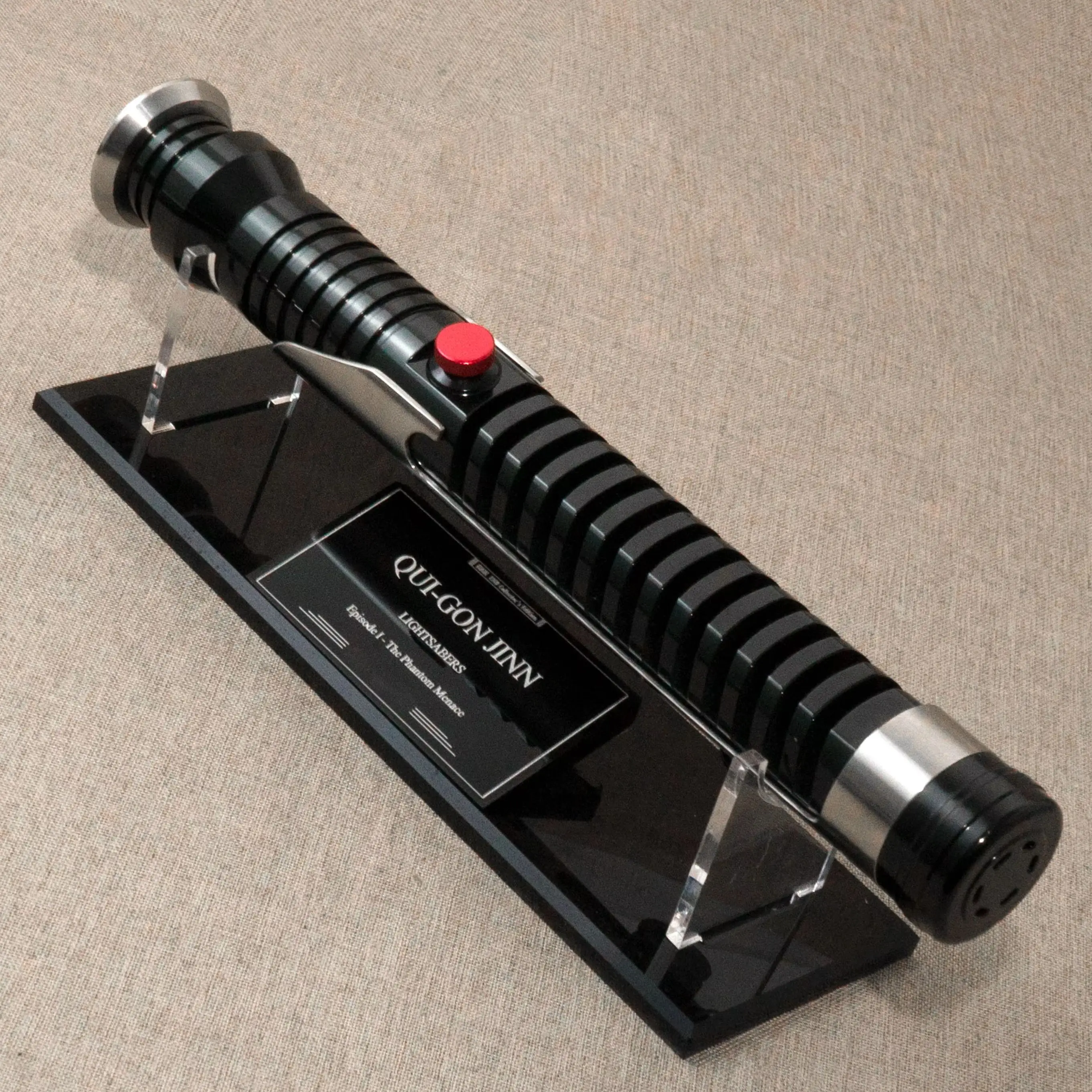 QUI-GON JINN Lightsabers collection display stand saber nameplate acrylic material 89sabers ELFsaber LGTsaber Can be used