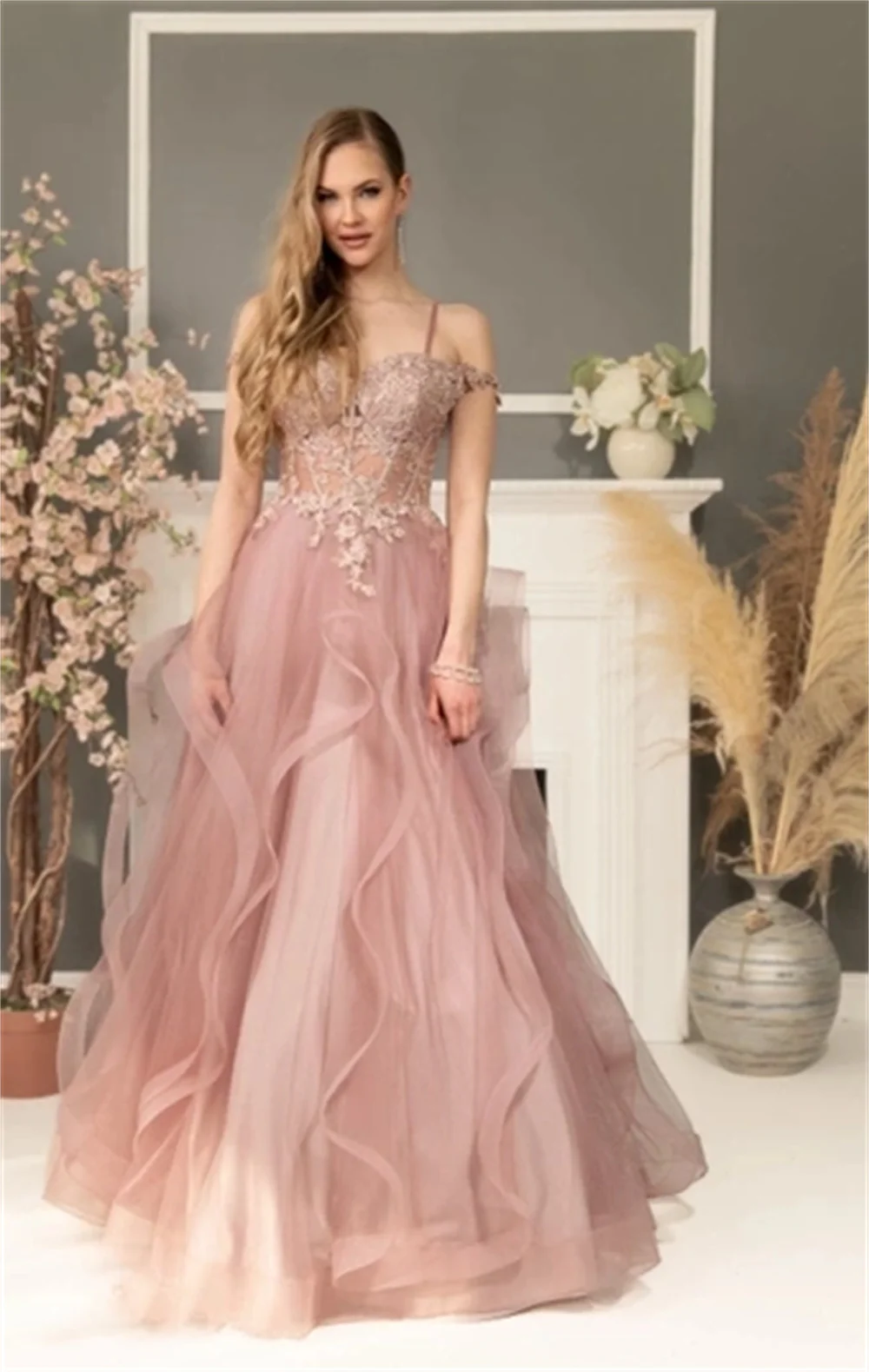 Annie Elegant Light Pink Wedding Dress Fluffy Tulle Embroidery Prom Dresses A-line Corset Bespoke Occasion Dresses