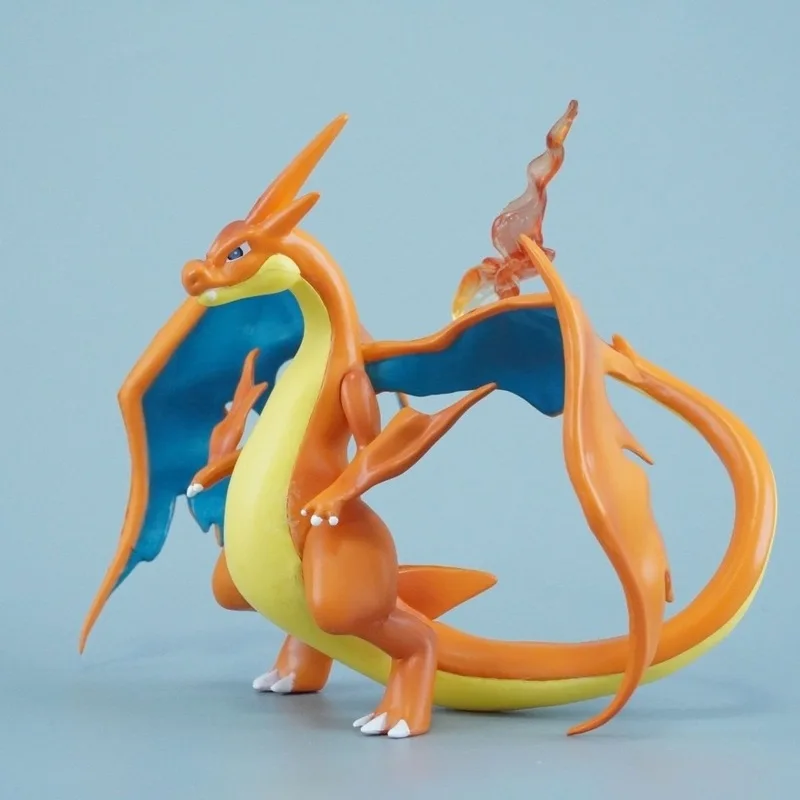 مجموعة شخصيات Evolution Series Charmander إلى Mega Charizard Y مع نموذج عرض قابل للجمع بقاعدة المشتعلة #3