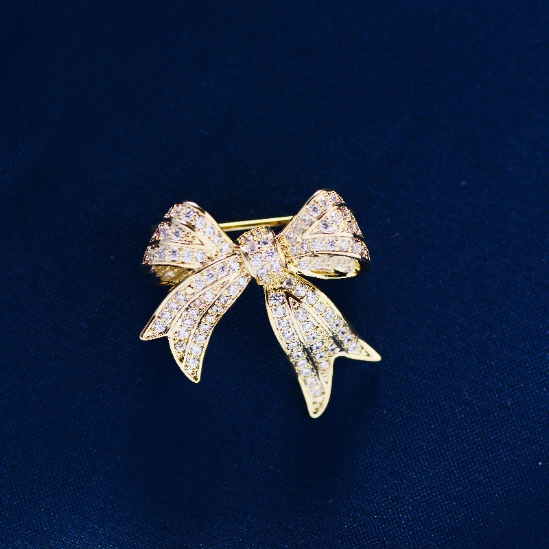 Cute New Bow Brooch for Women Luxury Crystal Brooches Metal Anti-glare Lapel Pin Fixed Clothes Pins Coat Clothing Accessories