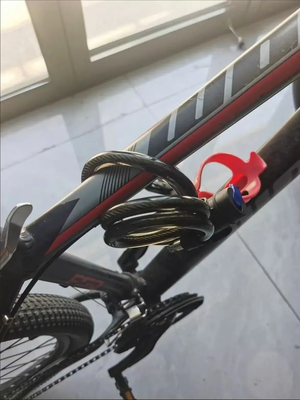 AliExpress NONE Heavy Duty Motorcycle Chain Lock Metal Anti Theft Bike Lock with 2 Keys for Maximum Security and Reinforcement of Bicycle