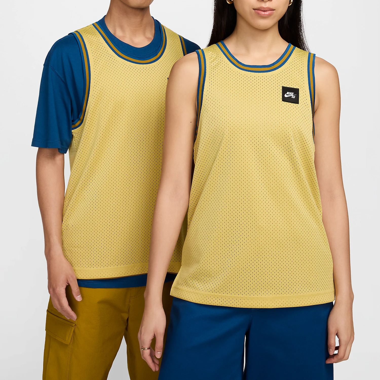 

Официальный оригинальный летний мужской и женский дышащий двусторонний баскетбольный трикотаж Nike FN2598-700