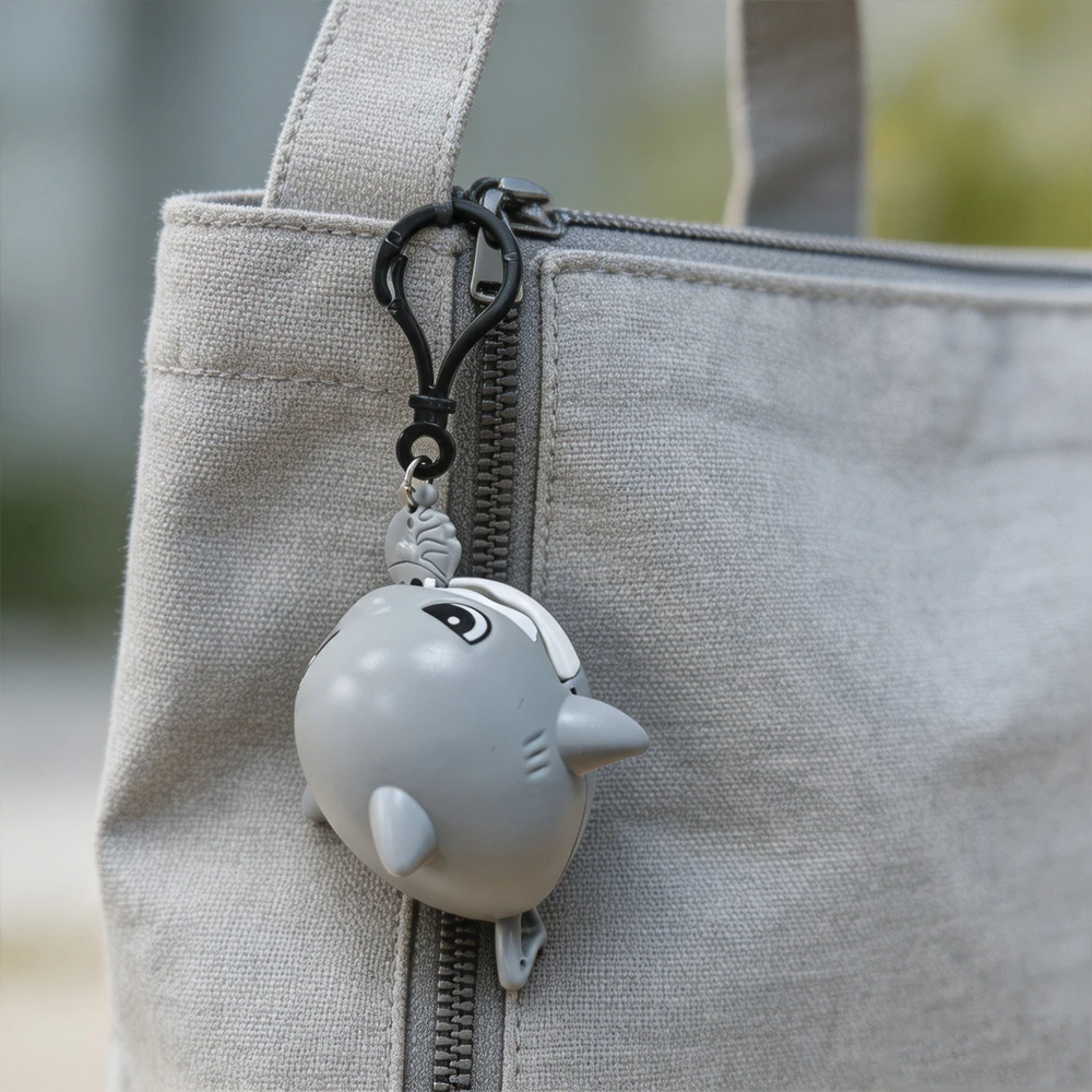 Creative Funny Pull Line Nibbling Shark Keychain Toys Cartoon Eating Small Fish Keyring Car Bag Small Pendant Birthday Gift