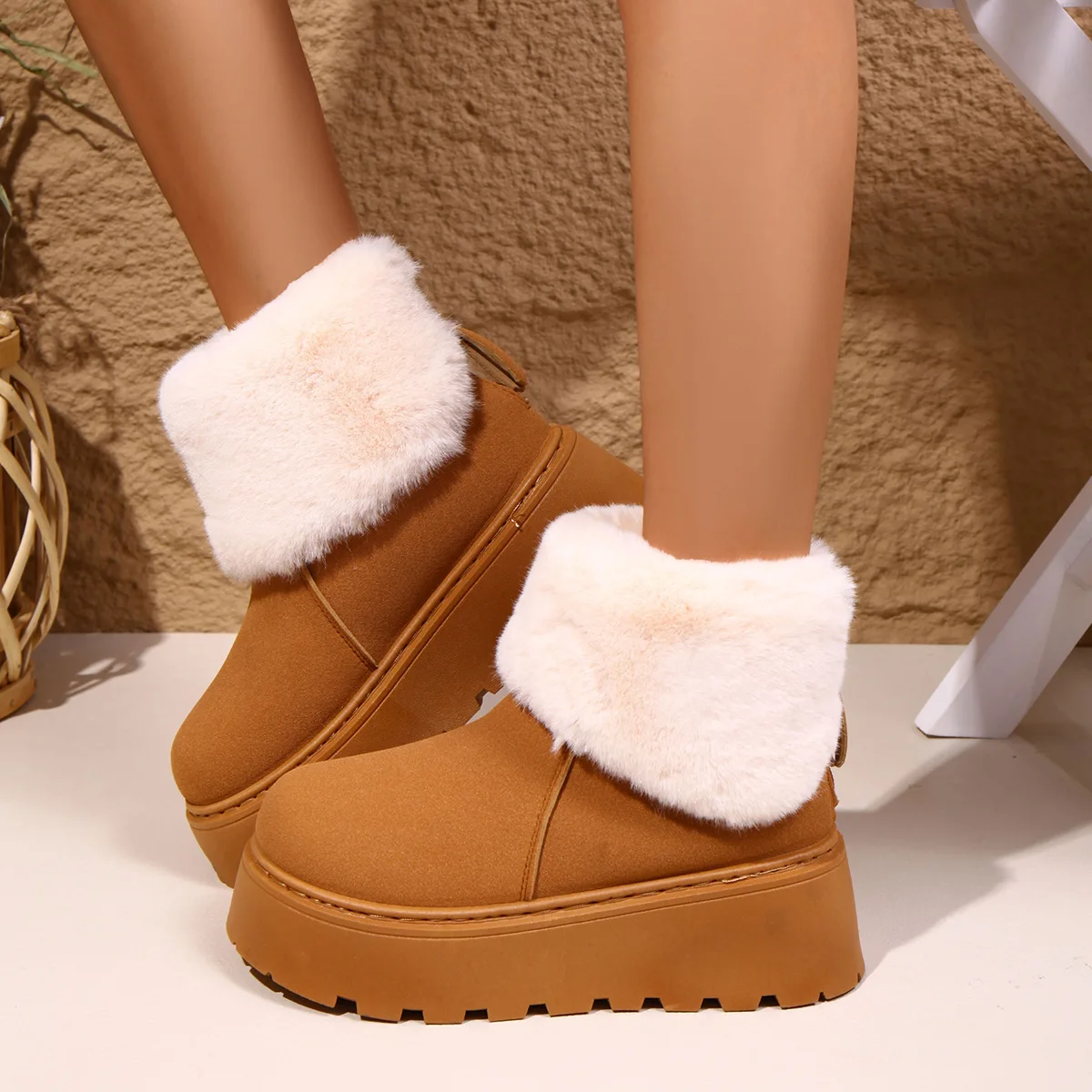 

Women's Autumn Winter Plush Lined Fluffy Warm Platform Thick Sole Short Snow Boots Korean Fashion Round Toe Warm Ankle Boots