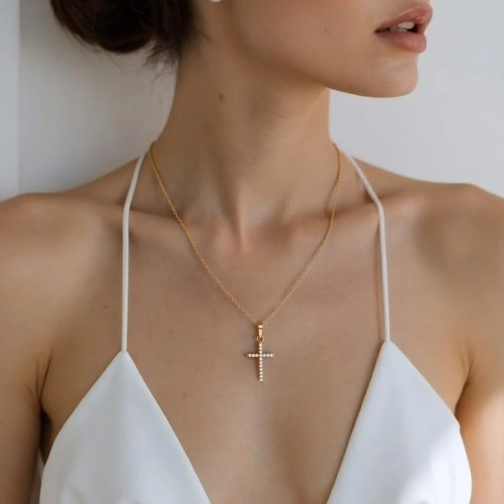 FSUNION 2025 New Gold Color Cross Crystal Jesus Pendant Necklace for Women Fashion Jewelry Chokers Party Gifts