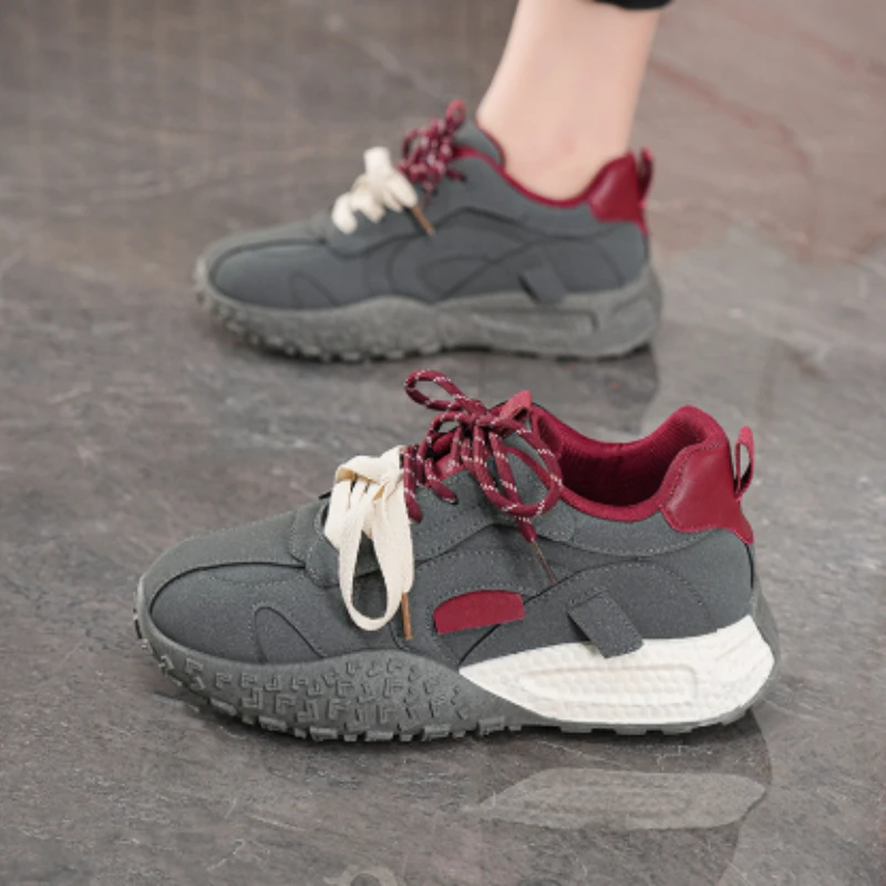 

Женские спортивные туфли 2026: новая коллекция весна-лето, ретро-стиль, повседневные туфли на плоской подошве, женские кроссовки на шнуровке в немецком стиле