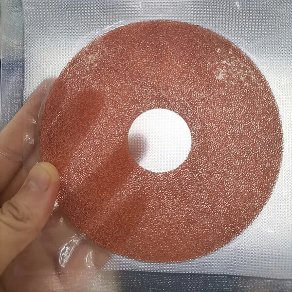 

Copper Foam Chip for Oil-water Separation in Experiment