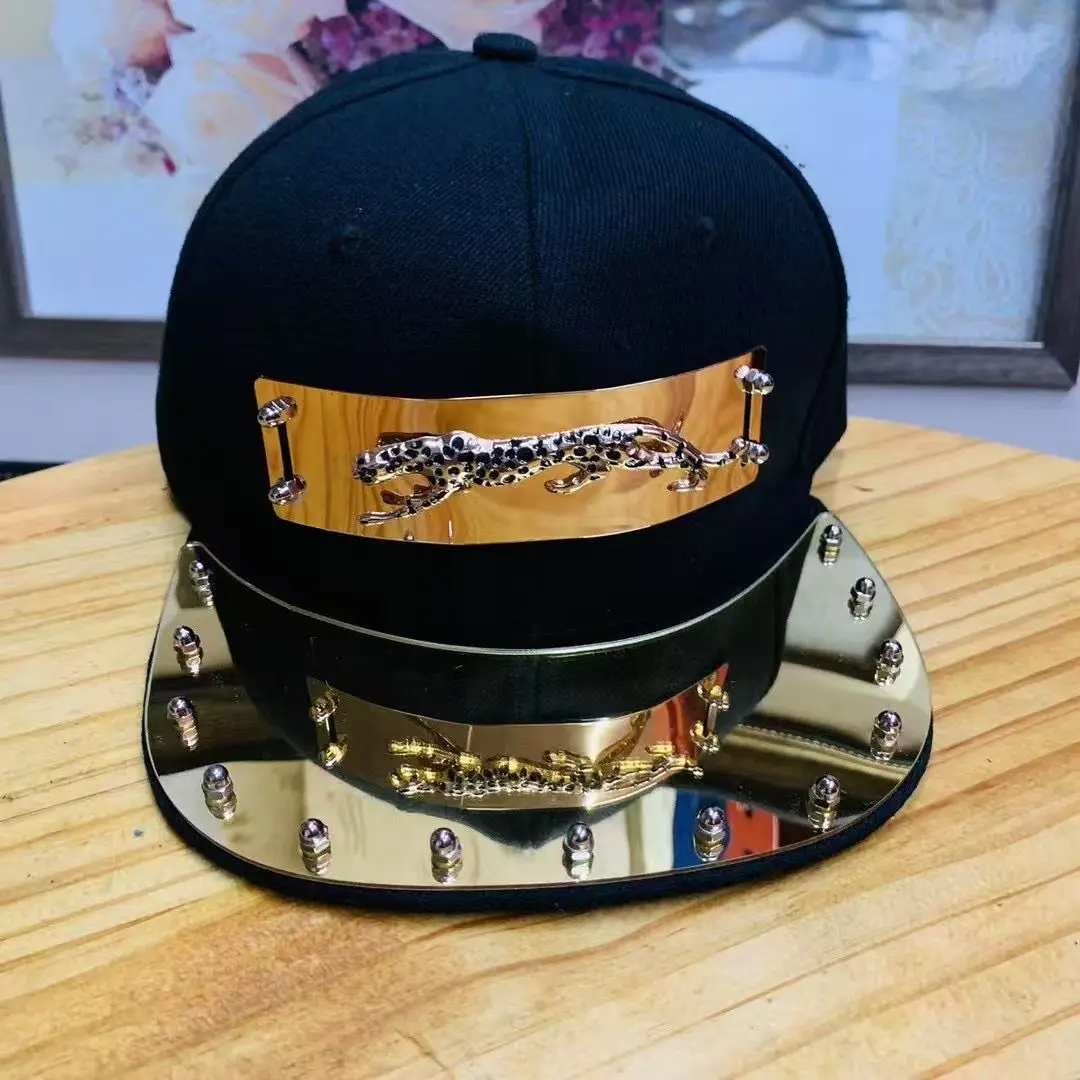 Chapeau hip-hop personnalisé avec motif léopard en métal, mode de rue européenne et américaine, décoration rock