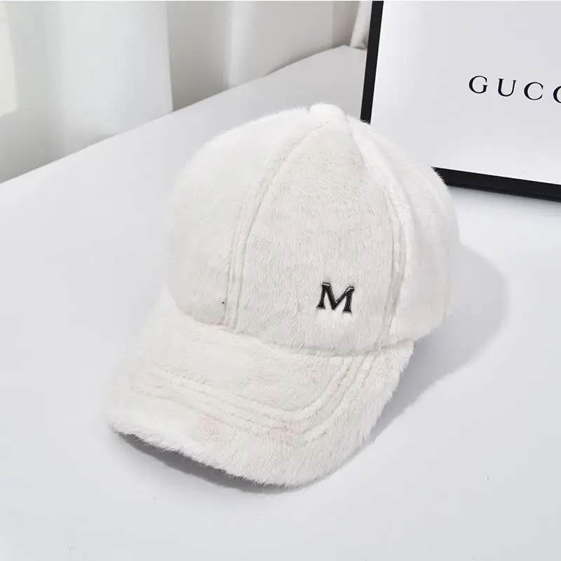 Keep Warm Winter Ladies Fur Ball Hat Letter Baseball Cap Sports Caps Women Bone Gorras Curved Fitted Washed Vintage Hat