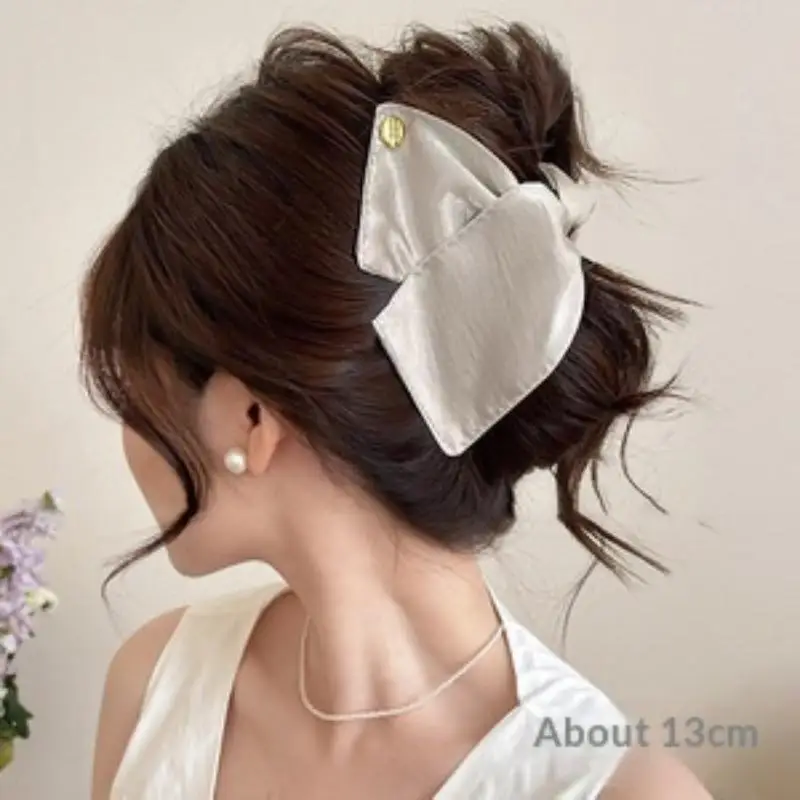 Korean Striped Triangle Hair Clip Fashion Shark Clip Back Head Updo Hair Women Daily Styling Full Cloth Bag With Triangular Grip