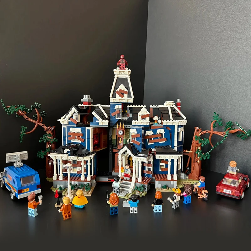 2026 Hot Movie Creel House Building Blocks 2593pcs Model Building Kits Assemble Toys for Home Decor Adults Gifts