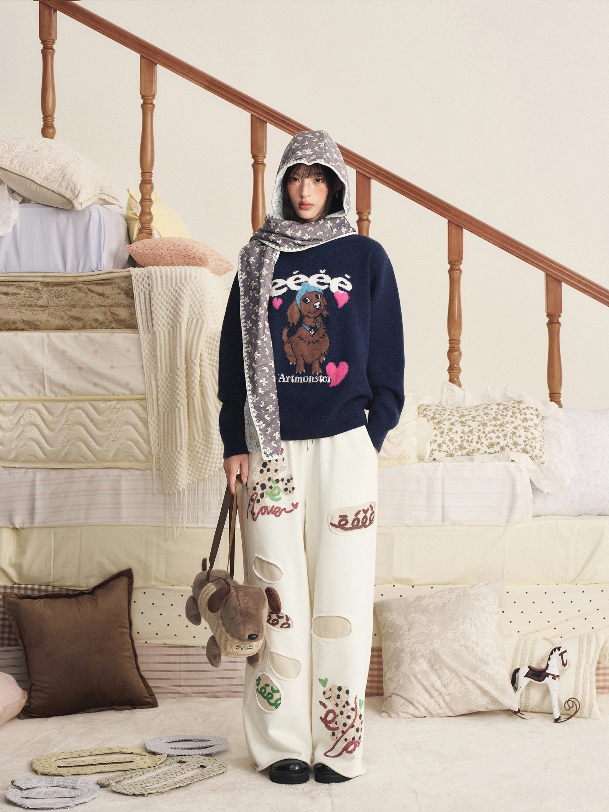 Heart Pattern Dog Sweater Vintage Embroidered Knitwear Overhead Design Youthful Long Sleeve round Neck Breathable Comfortable
