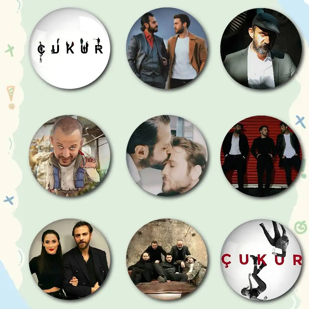 Turkey Cukur Show TV Premium Tinplate Round Lapel Pins: Cute Badge Brooches For Shoulder Bag Accessories, Souvenir Gifts