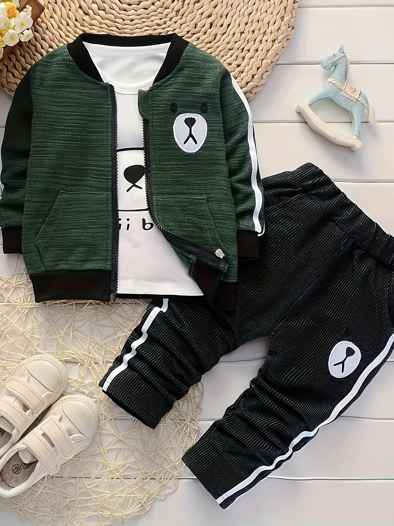 

Boys' new spring and autumn fashion casual bear head jacket and three piece set with baby pants underneath