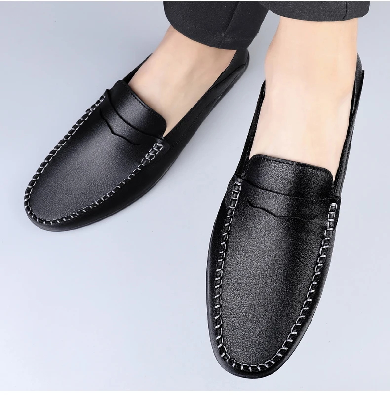 Herren-Slipper in Übergrößen, lässige Alltagsschuhe, neue Modelle für alle Jahreszeiten, weiche Sohle, Outdoor-Fahrerschuhe, weiße Schuhe, modische Schuhe für junge Leute, trendige Schuhe. – Detail 12
