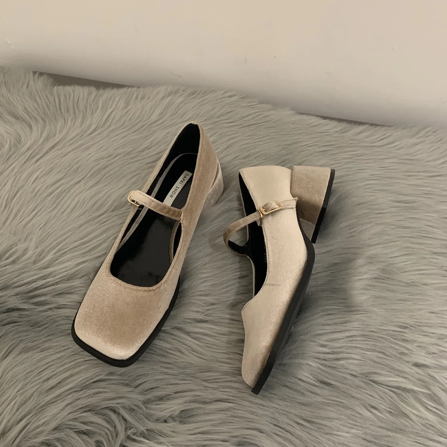 French Vintage Velvet High Heels, Thick Heels Mary Jane Women\'s Shoes Small Leather Shoes Wedding Shoes Women Zapatos De Mujer