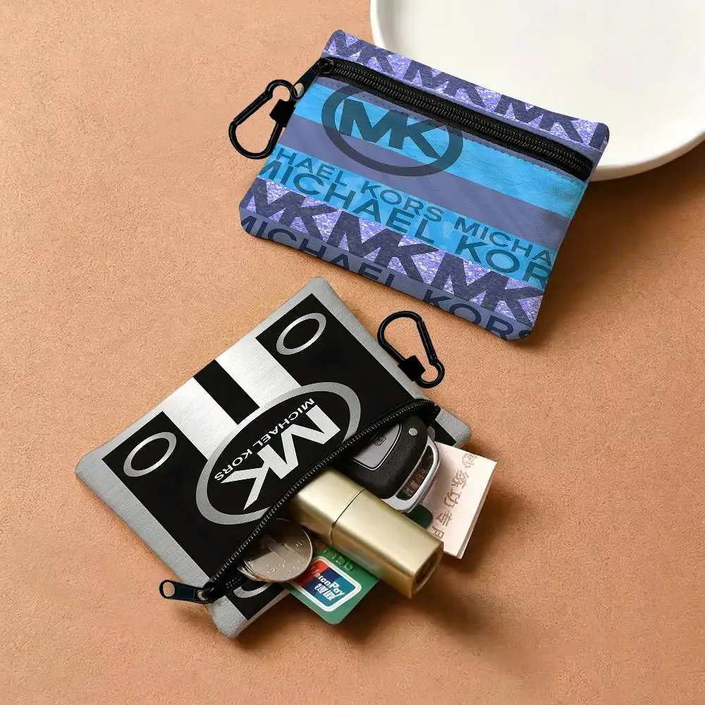M-Michaels-Fashion-Kors Portable Oxford Fabric Mini Wallet Carabiner Design Small Coin Bag For Cards Keys Earphones