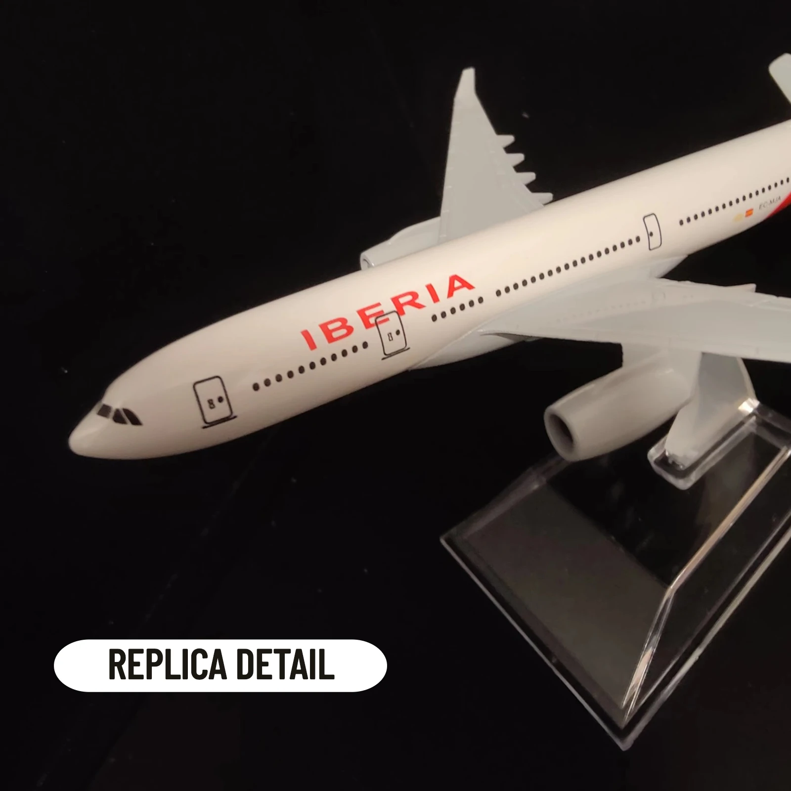 1:400 Metal Aircraft Model Replica, Spain Iberia A330 Airplane Scale Aviation Diecast Miniature Art Home Office Decor Toy Gift